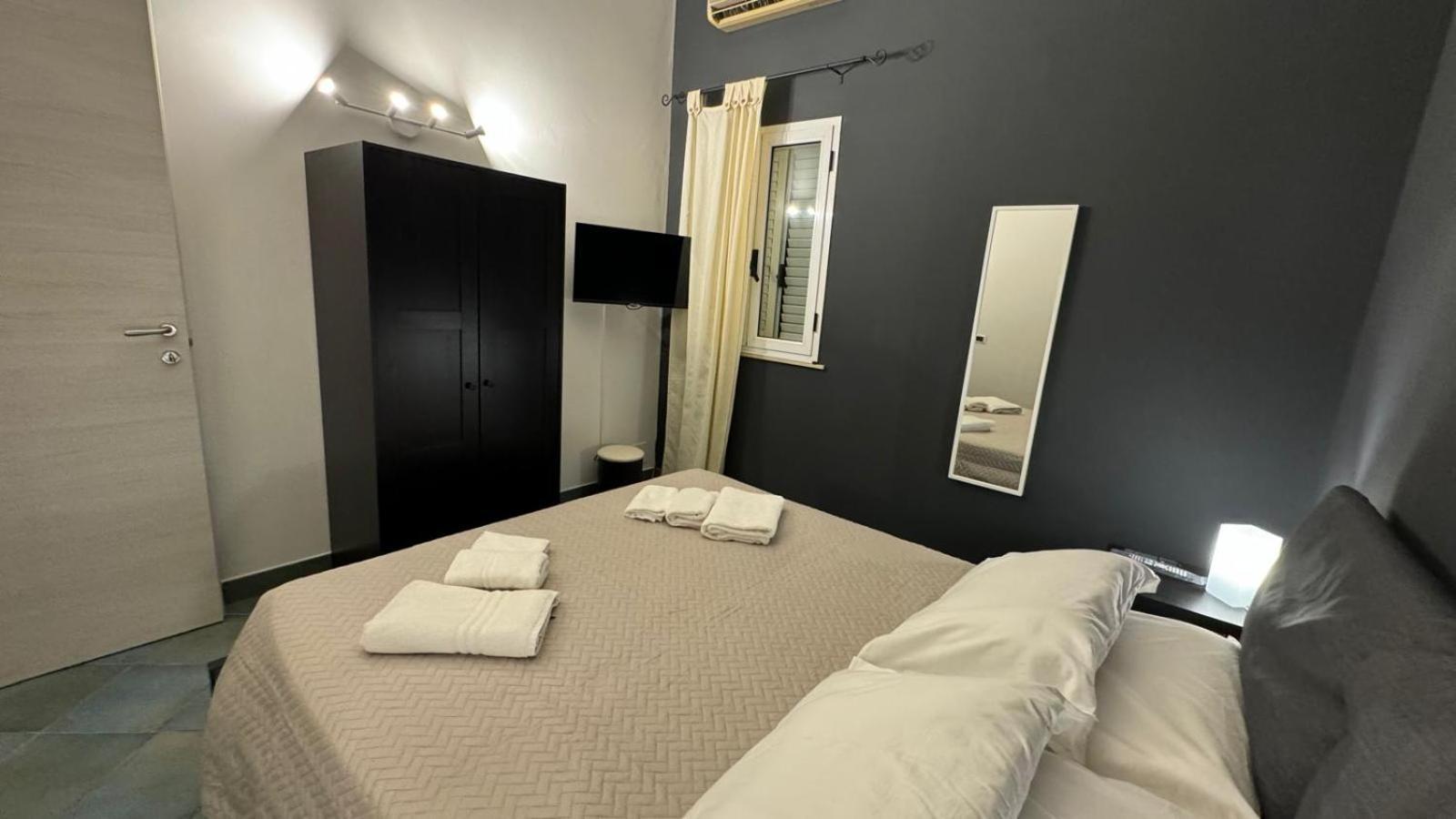 Moonlight House A 50 Mt Dal Mare Noto Marina Apartman Lido di Noto Kültér fotó